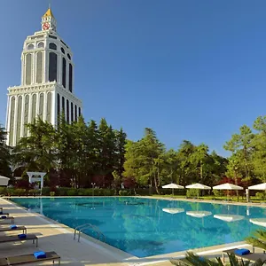 Sheraton מלון